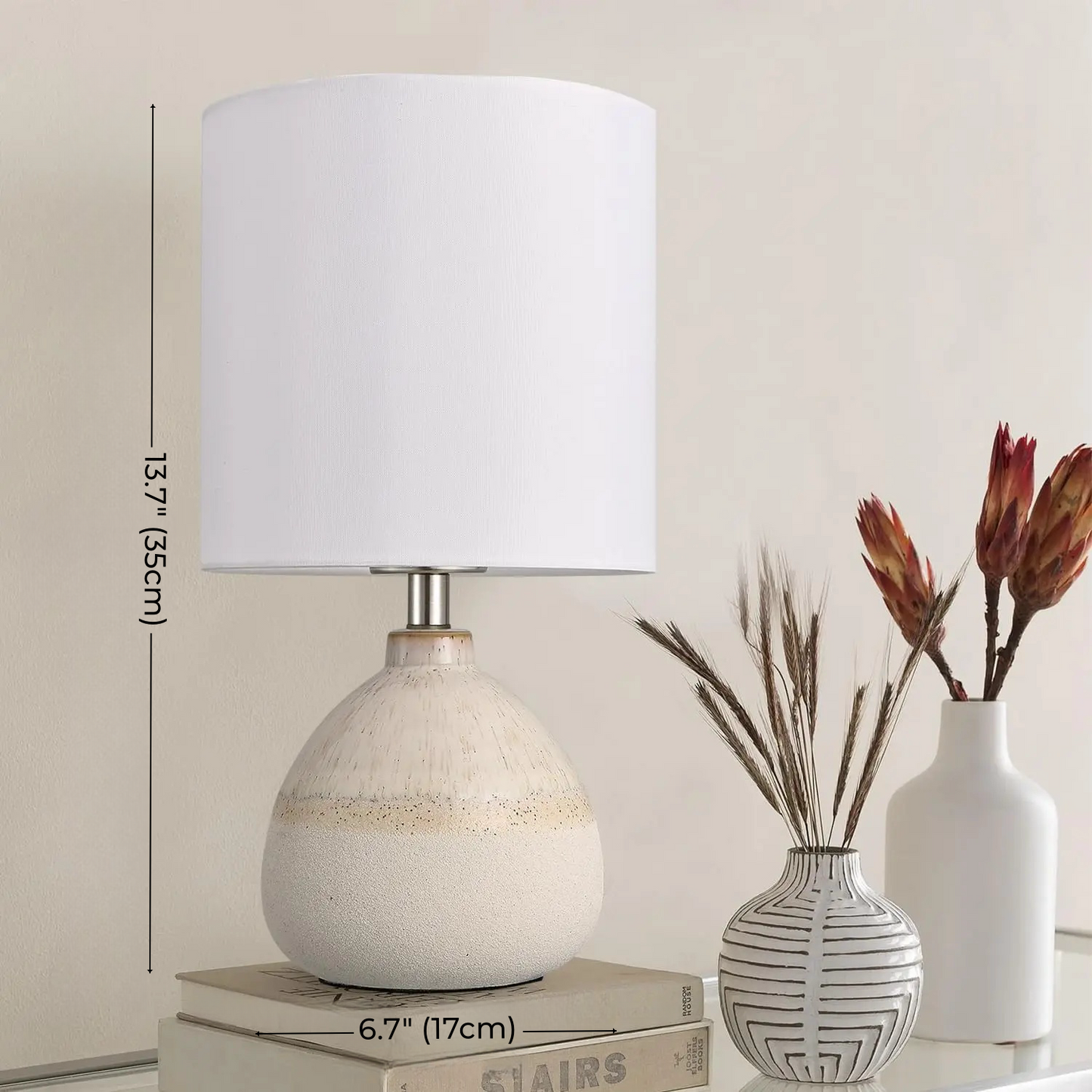 Petite lampe de table en céramique Ezra (13")