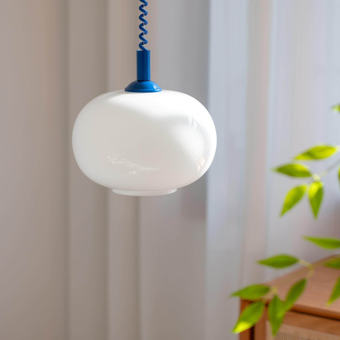 Spring Wire Adjustable Pendant Light