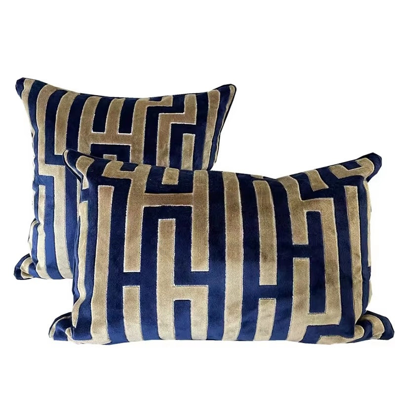 French Luxury Maze Velvet Pillow Case