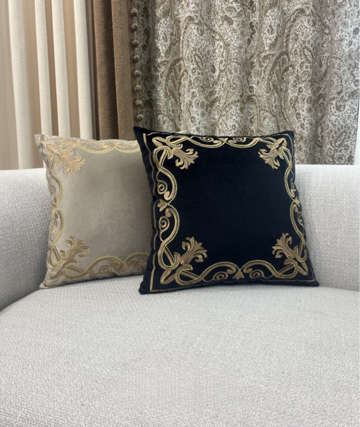 Royal Baroque Embroidered Velvet Pillow Case