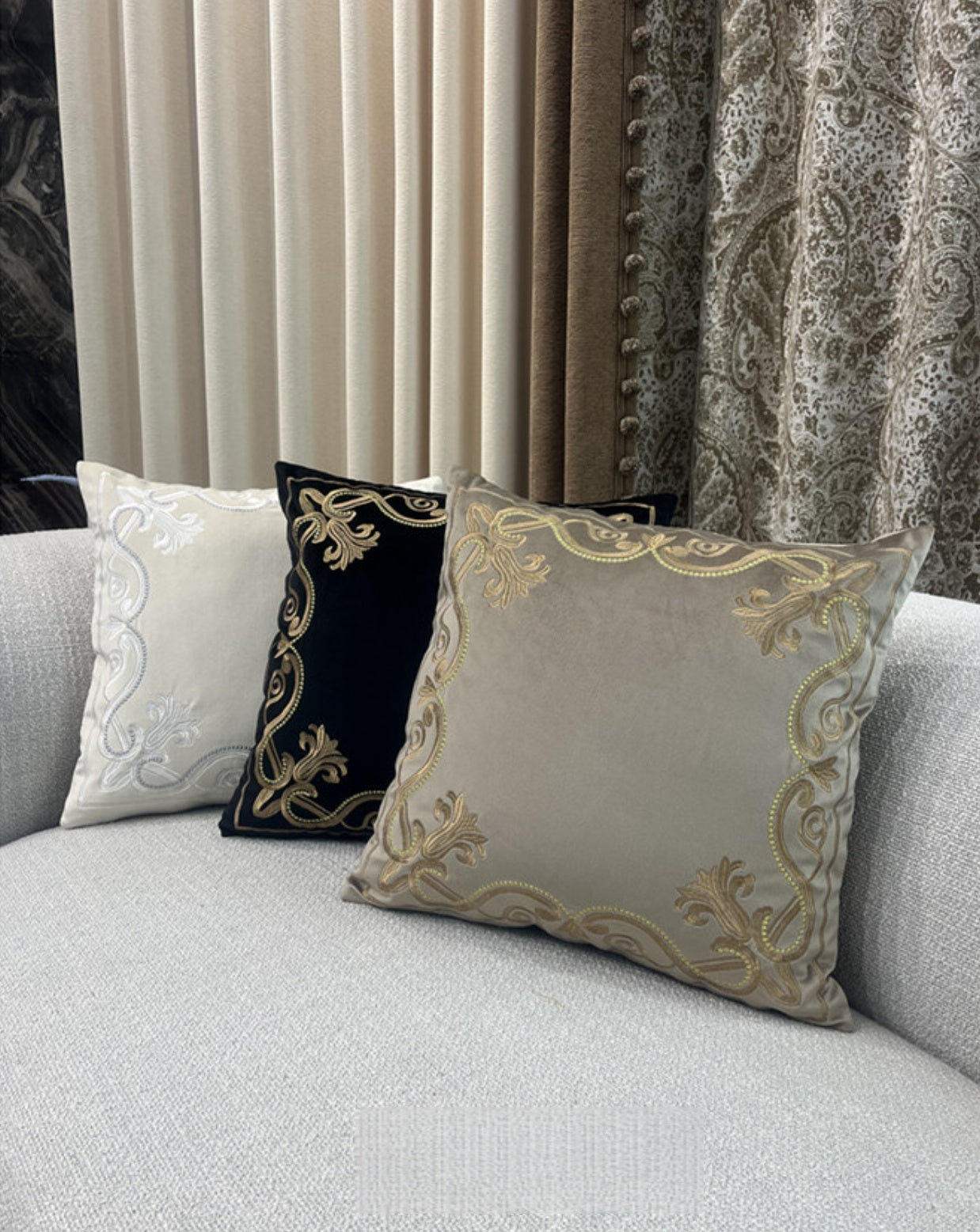 Royal Baroque Embroidered Velvet Pillow Case