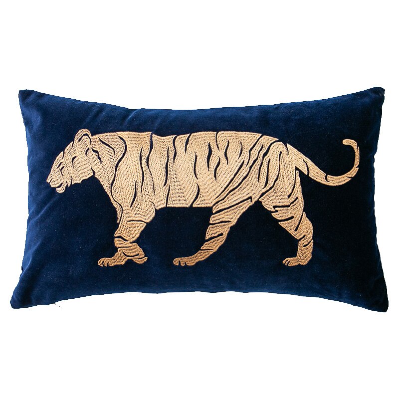 Strong Lion 3D Bronzing Embroidery Decorative Pillow Case