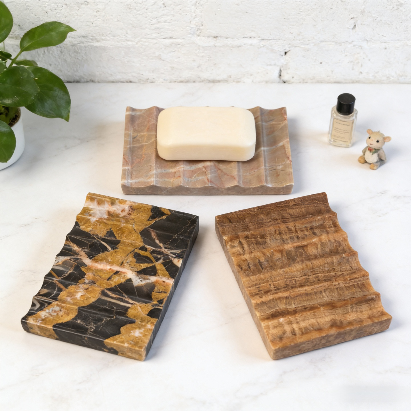 Aurelia Wave Marble Soap Dish