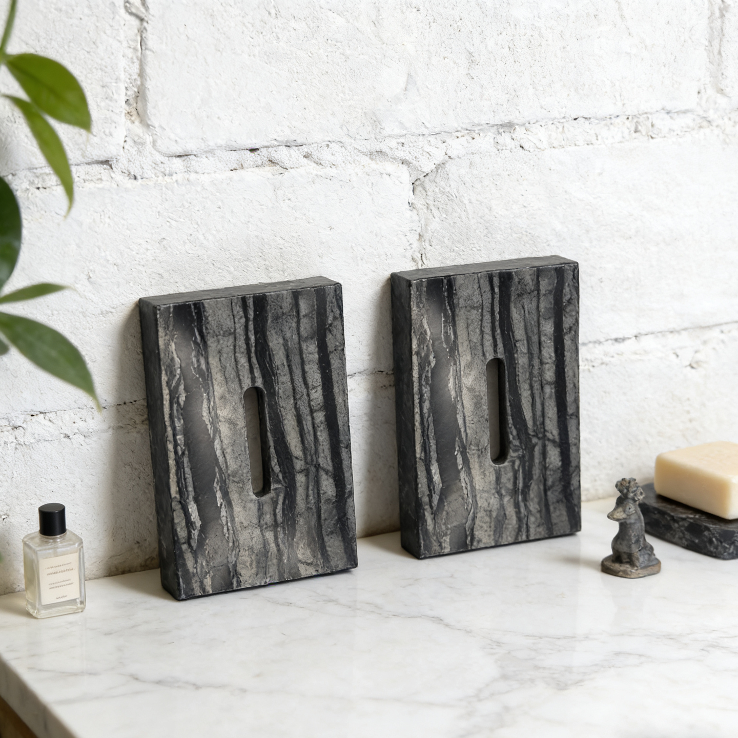 Aurelia Wave Marble Soap Dish