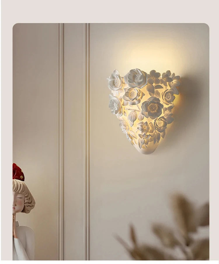 Jardin Floral Relief LED Wall Sconce