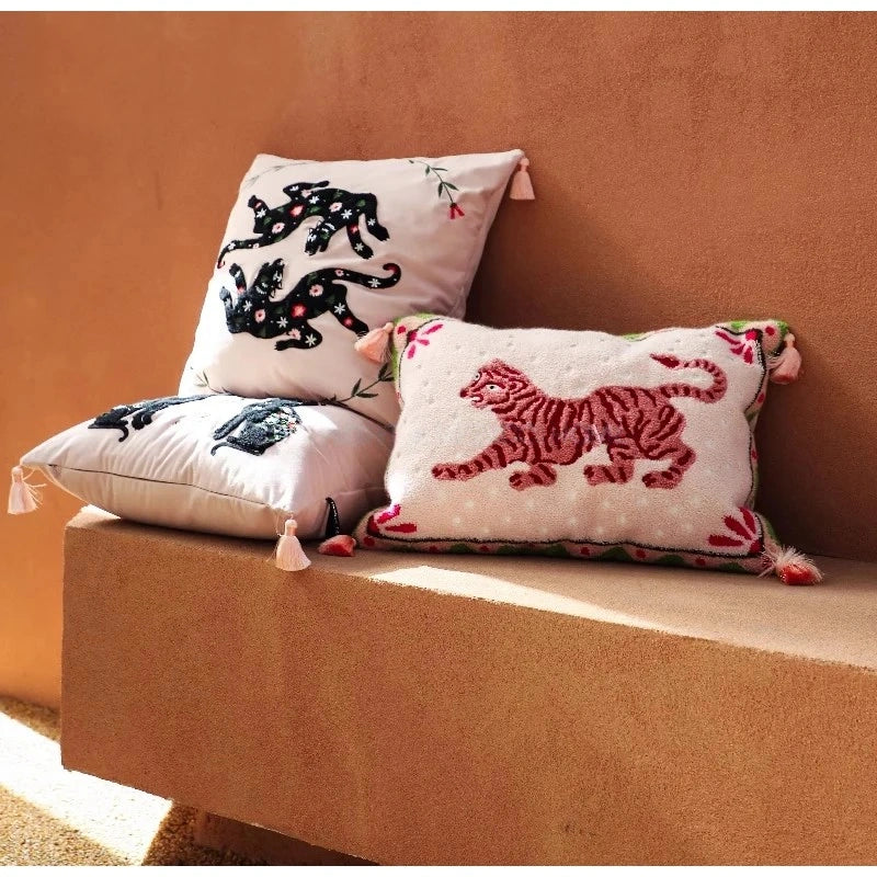 Pink Retro Black Cats Embroidered Throw Pillow Case With Tassels
