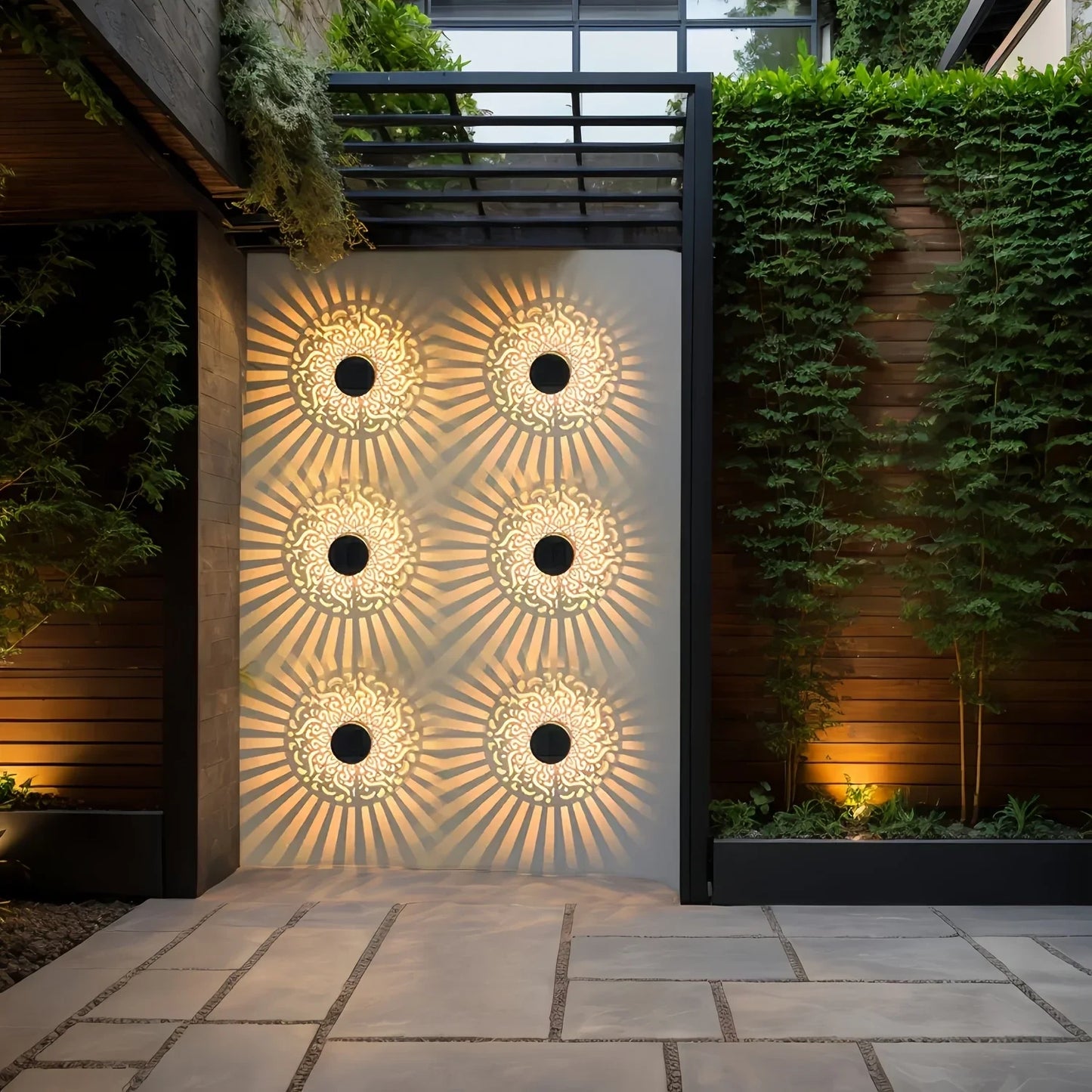 Zahara Arabesque Outdoor Solar Wall Light