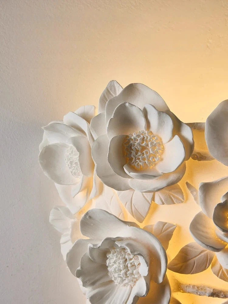 Jardin Floral Relief LED Wall Sconce
