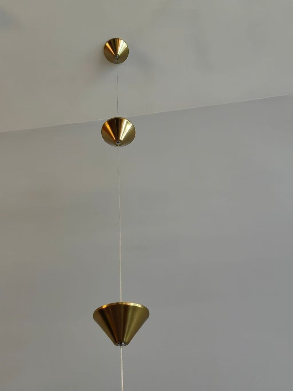 Appliques italiennes en forme de bol en métal Stilnovo