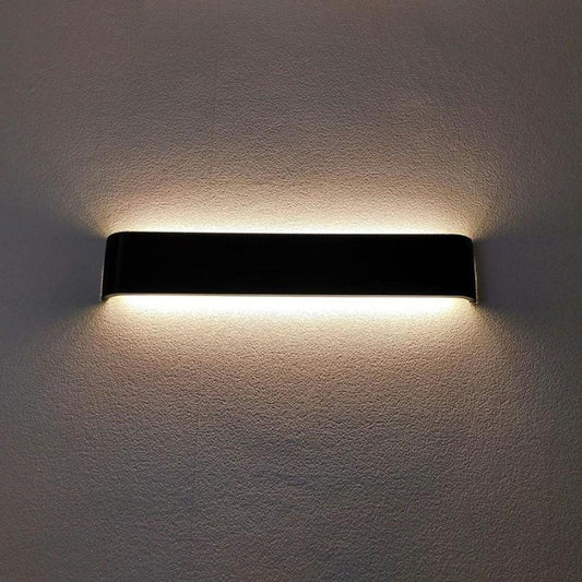 Minimal LED Wall Lamp