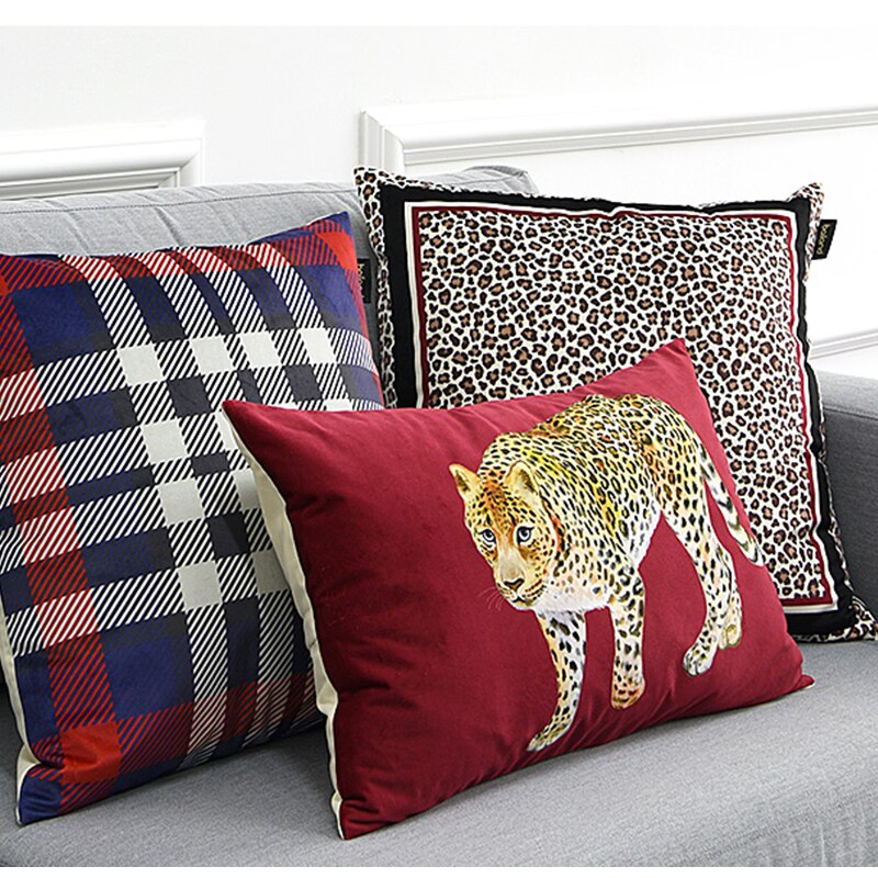 Red Leopard Velvet Pillow Case, 35x55cm