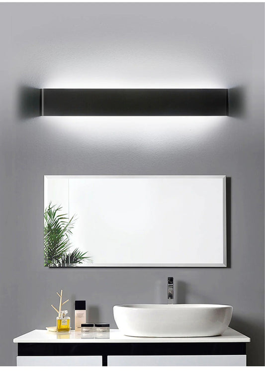 Minimal LED Wall Lamp